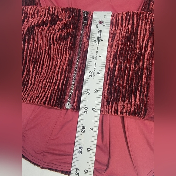 N By Naked Wardrobe Boned Plush Velvet Bustier Crop Tank Top In Wine Size XL - Picture 7 of 9